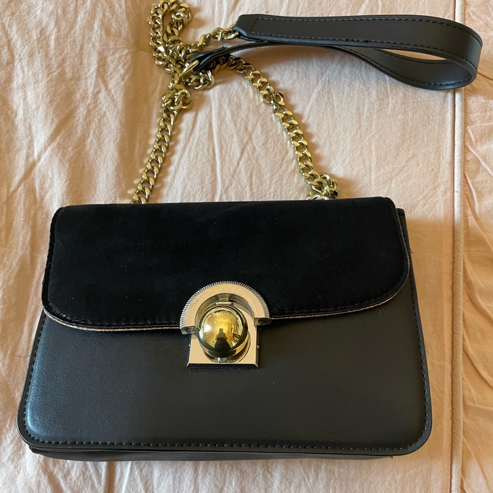 Zara Black TRF Women’s Black Leather Chain Strap Cross Body Bag